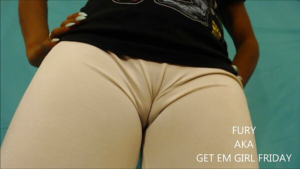 கேமில் சுயஇன்பம் செய்யும் விளையாட்டுத்தனமான வேசி ஜானைன் லிண்டெமுல்டர்