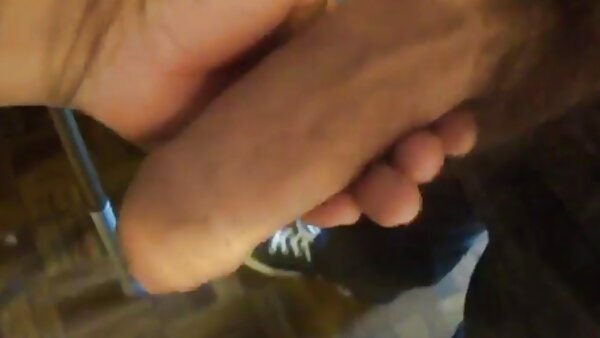 குறும்பு குஞ்சு நடாலி தங்கம் இரட்டிப்பாக ஊடுருவி கடுமையாகப் புணர்ந்தது