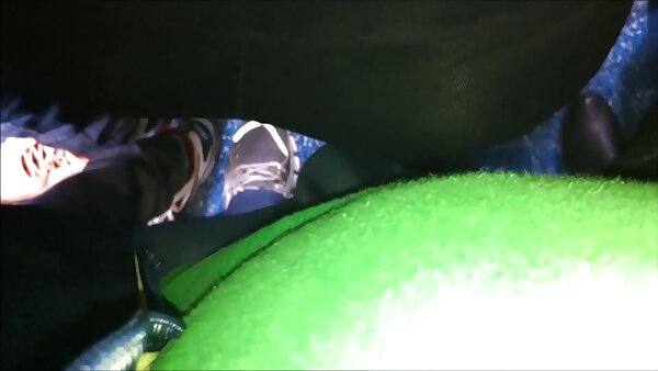 திருப்தியடையாத குழந்தை டோரி லேன் டிக் சக் மற்றும் கிடக்கிறது